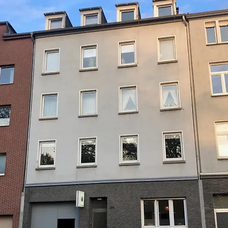 아파트 Dschungel Wohnung, Geraeumig, Netflix, Sonos, Zentral