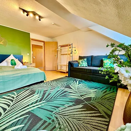 Apartment Dschungel Wohnung, Geräumig, Netflix, Sonos, Zentral Duisburg