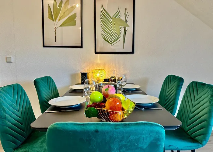 Dschungel Wohnung, Geraeumig, Netflix, Sonos, Zentral * 杜伊斯堡