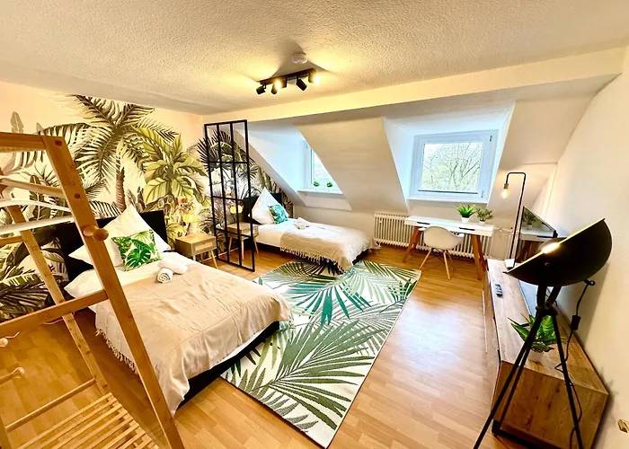 Dschungel Wohnung, Geraeumig, Netflix, Sonos, Zentral Lejlighed