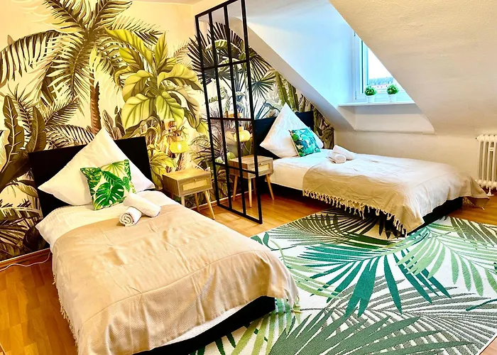 Apartamento Dschungel Wohnung, Geraeumig, Netflix, Sonos, Zentral