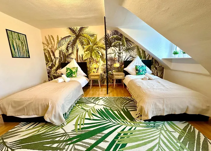 Dschungel Wohnung, Geraeumig, Netflix, Sonos, Zentral * Duisburg